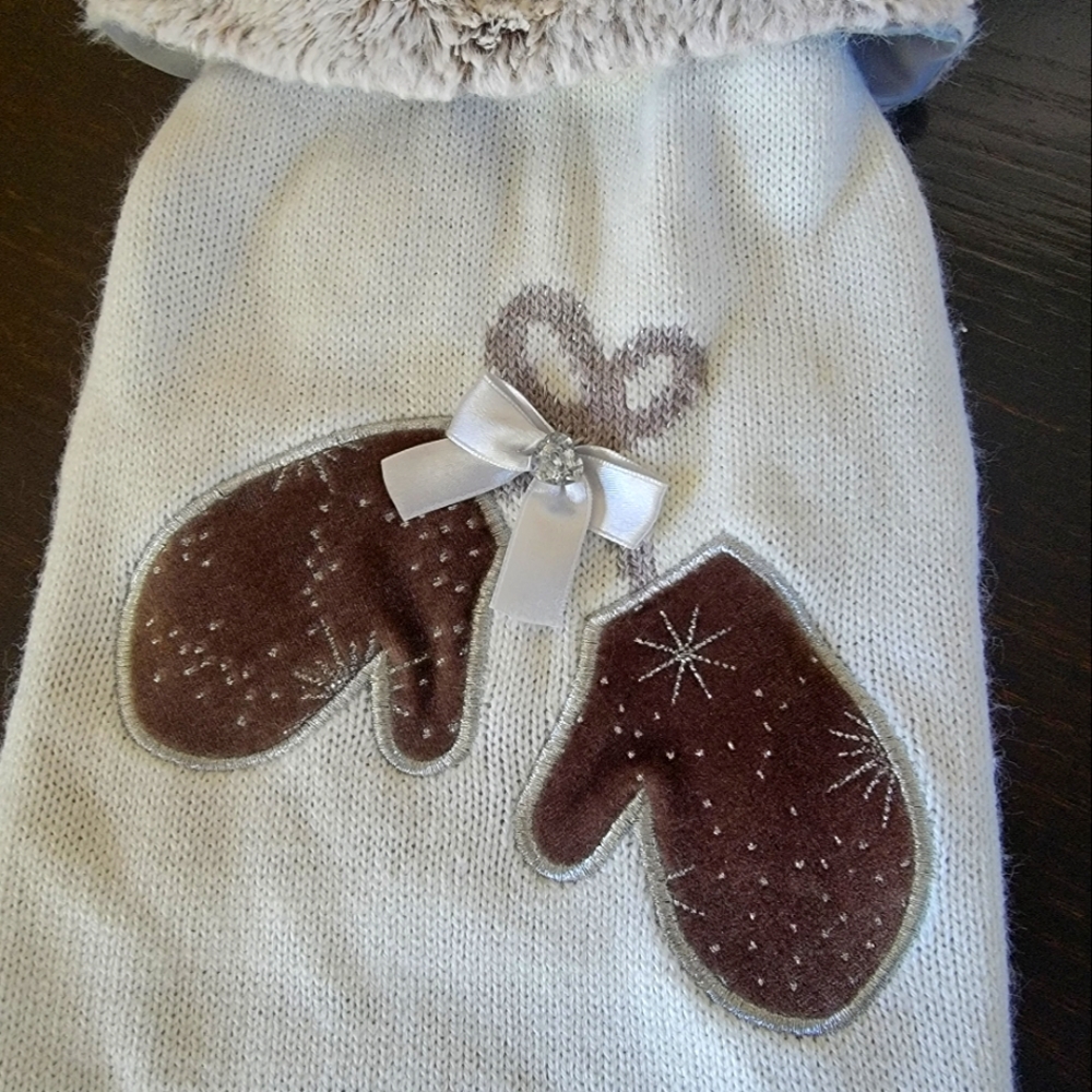 Dog sweater mittens w/faux fur collar.